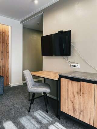 Гостиница Италмас Ижевск Улучшенный Бизнес-класс "Семейный"-11