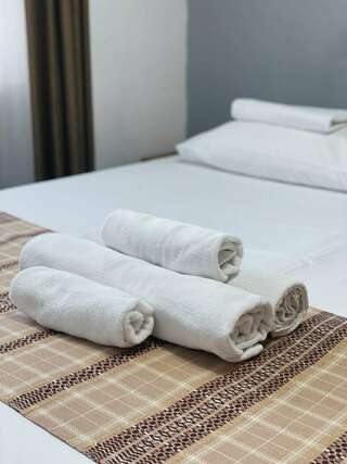 Гостиница Италмас Ижевск Эконом Family для четырех человек (удобства на этаже)-2