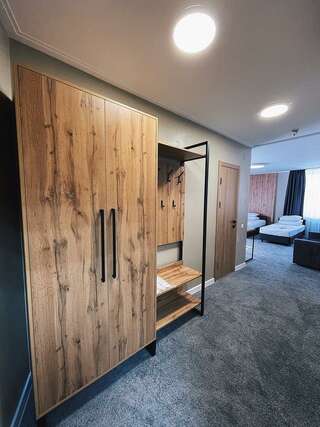 Гостиница Италмас Ижевск Номер комфорт семейный-15