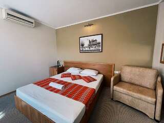 Гостиница Италмас Ижевск Номер комфорт бизнес-1